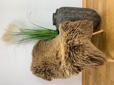 NATURAL SHEEPSKINS - DUTCH AND TEXEL MANUFACTURER - TOP QUALITY LAMBSKINS