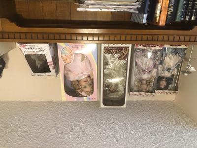 Porcelain dolls different sizes
