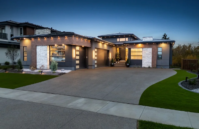 Construction Service Luxury Custom Home Builder Service in Edmonton