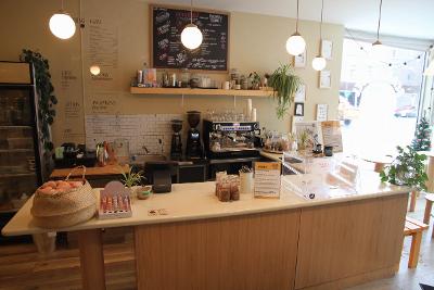 Charming Café for sale Av. Mont-Royal Montreal