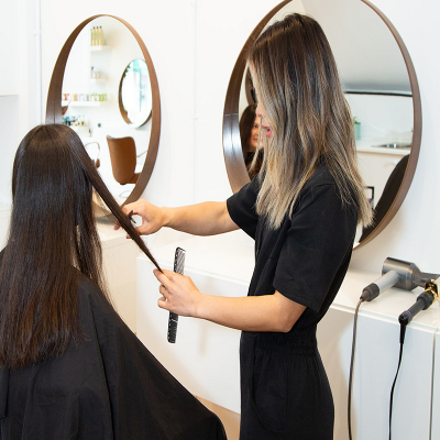 Best Blow Dry Bars in Vancouver for a Quick Hair Refresh
