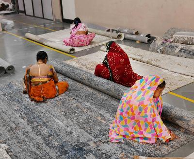 Carpet Rugs for Sale | Luxury Designs by Saraswati Global in Jaipur