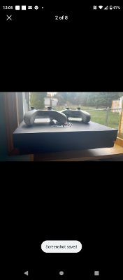 Xbox 1 X 1TB 2 controllers