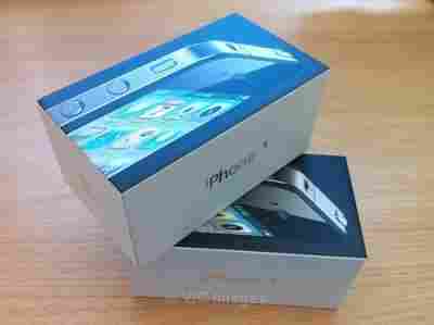 For Sale Brand New iPhone 4, BlackBerry Torch 9800