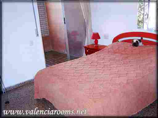 Valencia Short Term Rentals - valenciarooms.net - private accommodation for day, week or month
