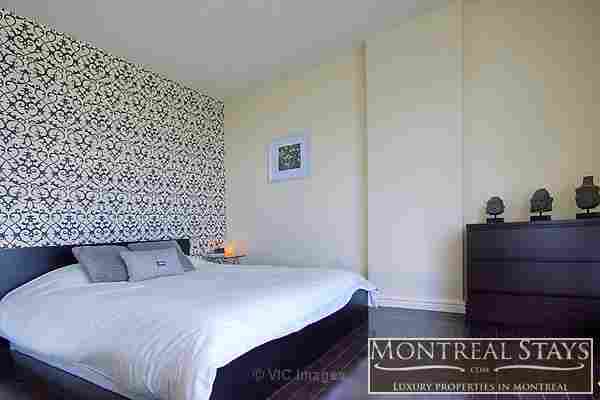 **URGENT!! All included and furnished place des arts!!!!
