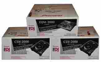 SELLING PIONEER PAIR CDJ-2000 DJ DVD CD PLAYER & DJM-2000
