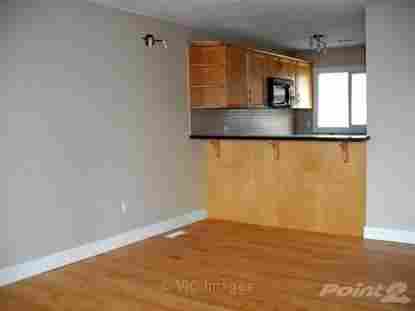 Great two bedrooms and 1.5 Bathrooms townhouse