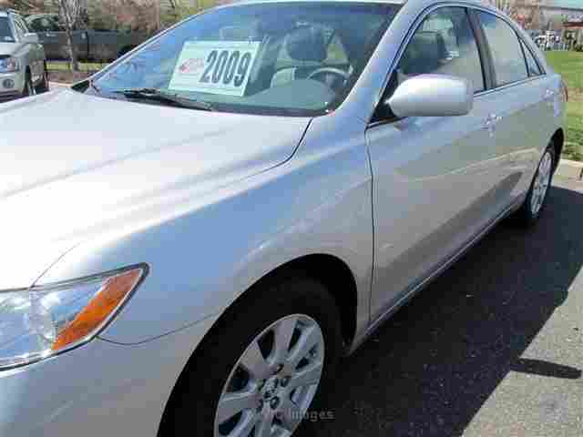 Must Sell 2009 Toyota Camry LE buy it now for just 4000$ Urgent Sales.