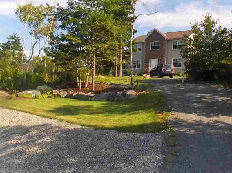 Gorgeous executive 2-storey home in Stonemount Subdivision. ONLY $359,000!!!