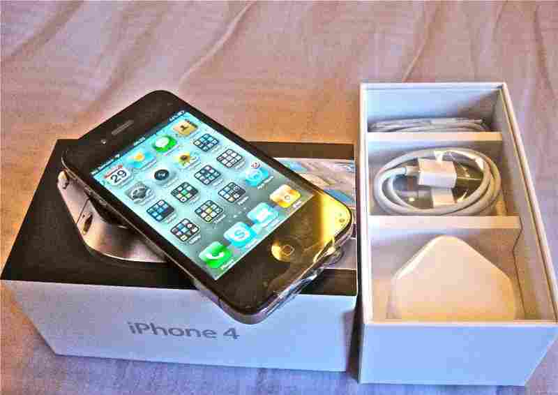 iPhone 4 32gb, Nokia N8, Blackberry Torch 9800, iPad 2 Buy 2 Get 1 Free