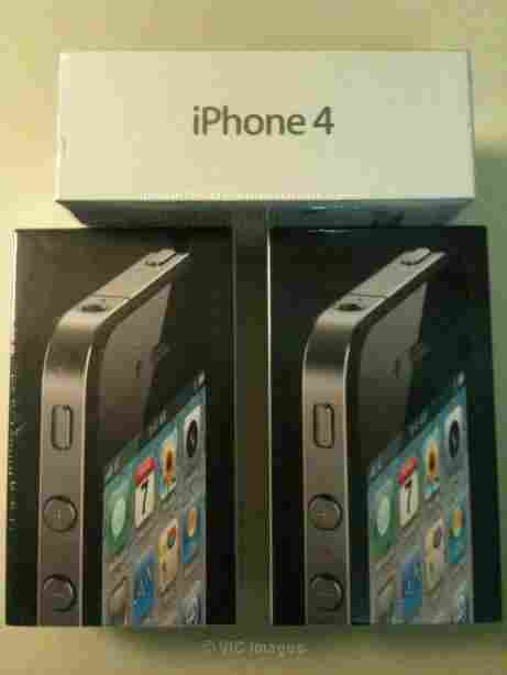 iPhone 4 32gb, Nokia N8, Blackberry Torch 9800, iPad 2 Buy 2 Get 1 Free