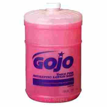 GOJO Thick Pink Antiseptic Lotion Soap Case Pack 4