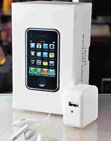 Brand New Apple Iphone 4g 32gb/Nokia