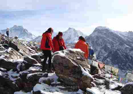 Everest Chola Pass Trekking