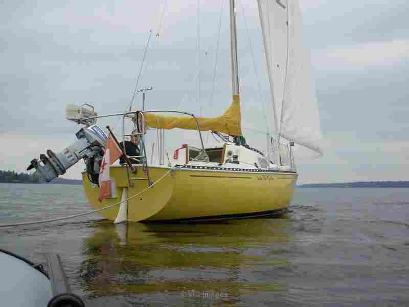 Mirage 24 Sailboat
