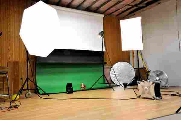 $20/Hr. Studio for rent    Photography photo video music