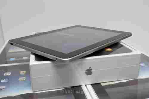 Brand new apple iphone 4 32gb unlocked