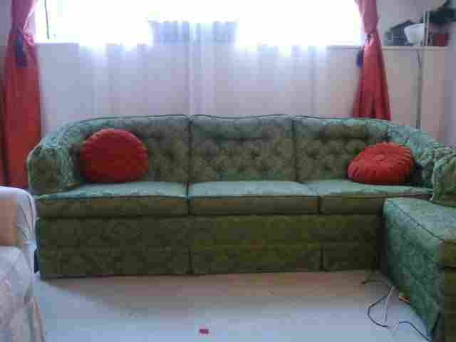 Sofa set in a good condition only 30$