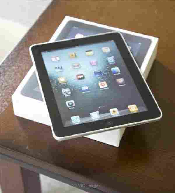 Apple iPad 2 - Buy iPad 2 Wi-Fi & iPad Wi-Fi + 3G - Black or White ...