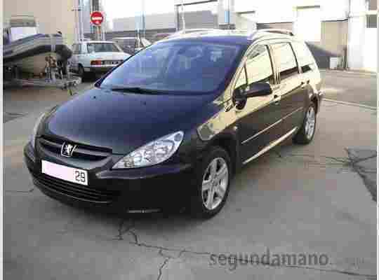 RENAULT CLIO PARIS INITIALE CLIO 2004,2700$