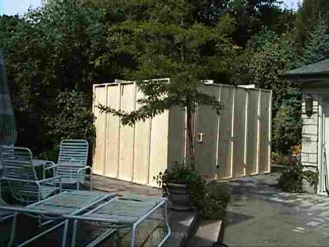SUKKAH-CUSTOM BUILT WOODEN SUKKAHS AT LOW COST