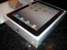 Buy New Unlocked Apple Iphone 4G 32GB, Apple Ipad 2 WiFi 3G, Nikon D700, D90