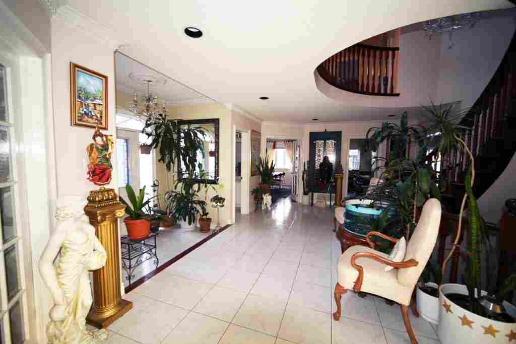 Home Stay Service (Markham / Unionville)