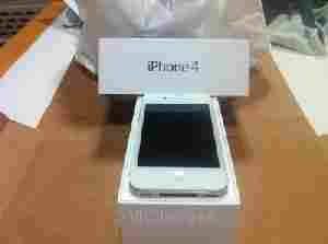 White Apple IPhone 4 32GB, Samsung i9100 Galaxy S 2,Sony Ericsson Xperia Arc‏