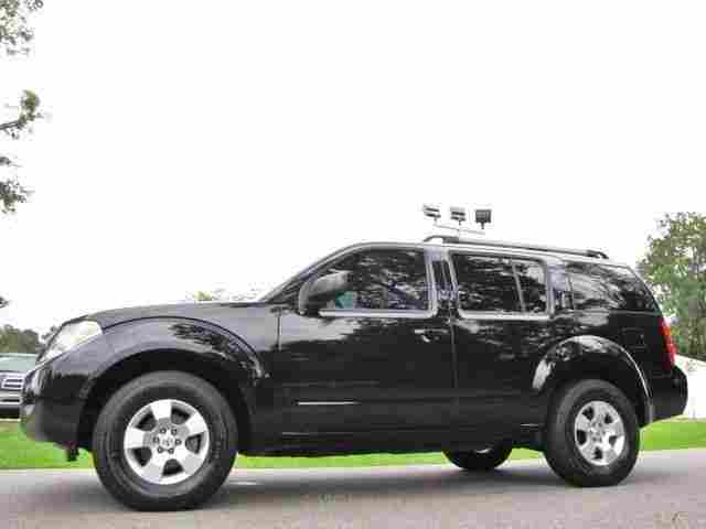For sale - Nissan Pathfinfer, 2009 SE‏