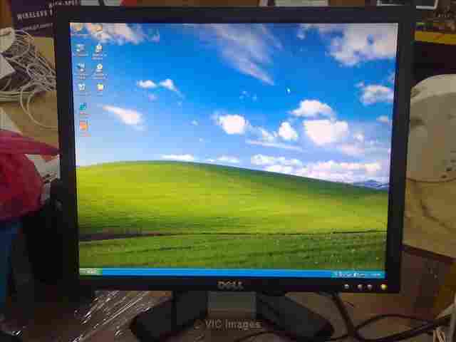 Used lcd monitors for sell per container