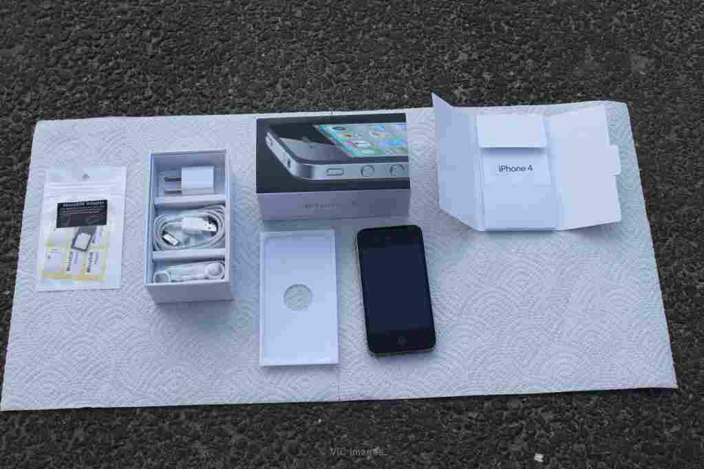 iPad 2, iPhone 4 32GB, BB Torch 9800, Samsung s2 250 Buy 2 Get 1