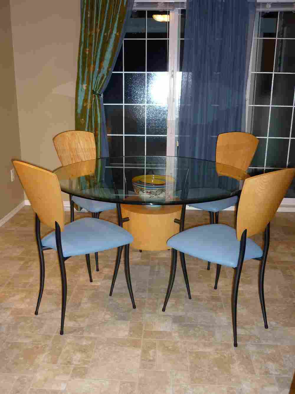 Modern Dining Set includes 4 Chairs