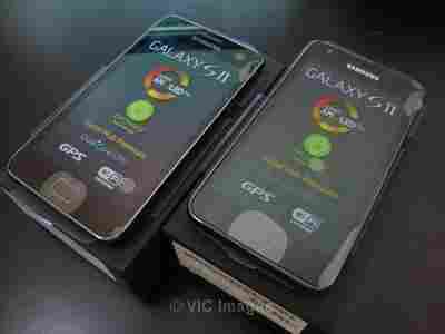 iPhone 4G 32GB , iPad2 3G Wifi 64GB, SAMSUNG i9100 GALAXY S II buy 2units and get 1 free.