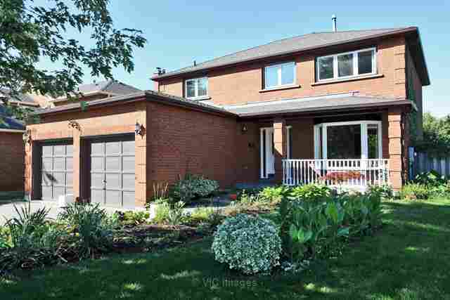 Spacious Family Homes In Oakville