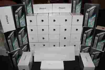 Brand New unlocked Apple i phone 4 32gb for 400USD.....BUY 2 GET 1 FREE