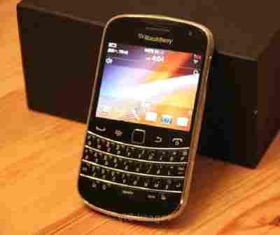 www.urelectron.com sell original blackberry 9800 9900 Sony Ericsson X10 HTC mobile phone apple macbook pro air macbook sony Dell laptop