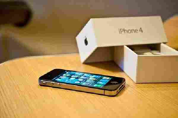 For sale: iPhone 4, Blackberry torch 9800,iPad 2 64GB,Samsung Galaxy S2 Buy 2 get 1 free $250