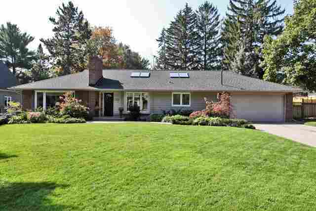 Stunning Oakville Bungalow