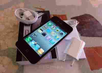 For Sale Brand New Apple iPhone 4G 32Gb (unlocked) ----- $300usd
