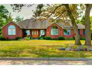 7815 Ne 110th Ave  Bondurant, IA 50035