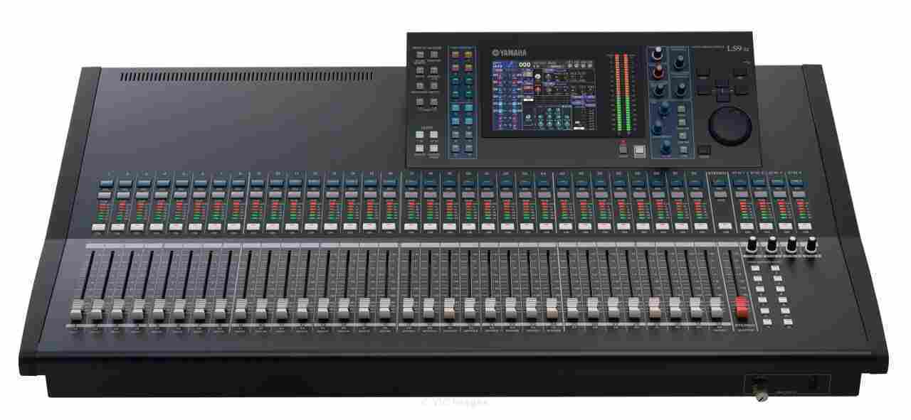 New:Yamaha LS9-32 Digital Mixing Console/ Yamaha Tyros 4 61Key Keyboard