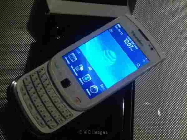 Unlocked Blackberry Torch 9800 Slider