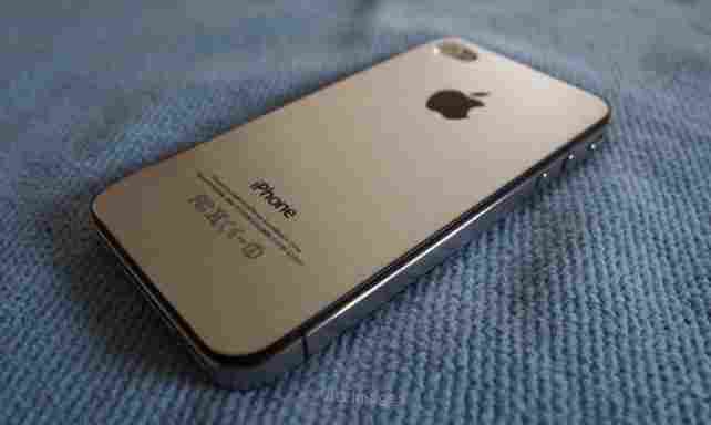 FS : Apple iphone 4s / Apple iphone 4G / Apple ipad 2