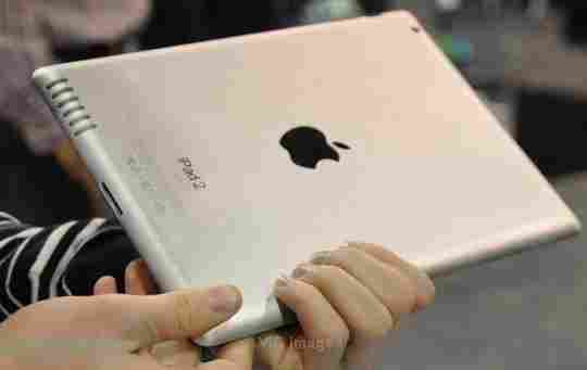 Apple iPad 2 Wi-Fi + 3G 64GB-$300.00