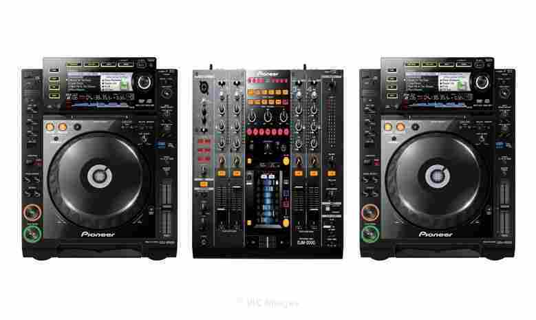2X Pioneer CDJ-2000 Turntable DJM-2000 Mixer Package