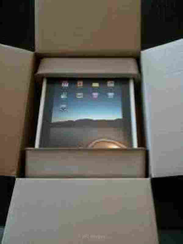 For Sale: Apple iPad 2 Wi-Fi + 3G (64GB)- Apple iOS 4 1 GHz - (Black/White)