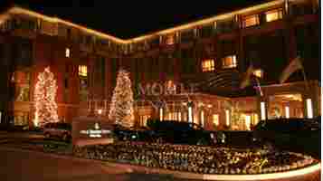 Holiday Lighting For Season