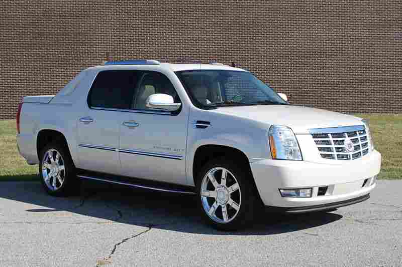 2008 CADILLAC ESCALADE EXT AWD PEARL WHITE LOADED