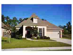 329 Brown Thrasher South Loop Madisonville, LA 70447